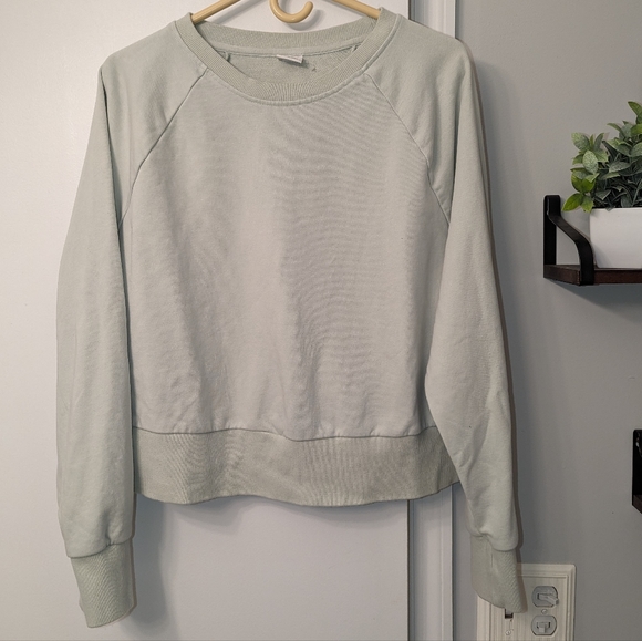 all in motion Tops - Light Green Cropped Sweatshirt